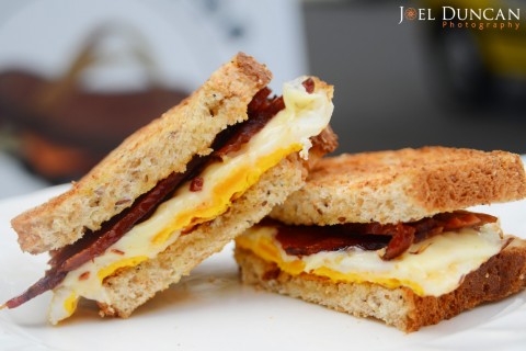 Breakfast-Sandwich-The-Flip-Flop-Shop-Medellin