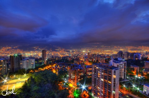 Medellin-Photo-Landscape-Night-Poblado